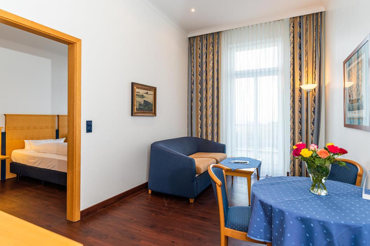 Apartment mit 1 Schlafzimmer, Balkon und Meerblick